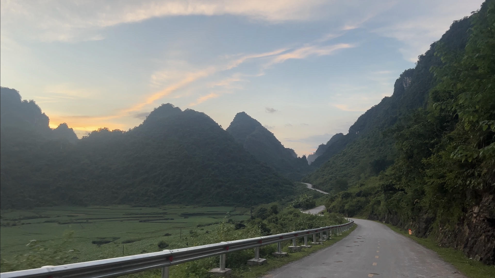 Cao Bang Loop Road Trip