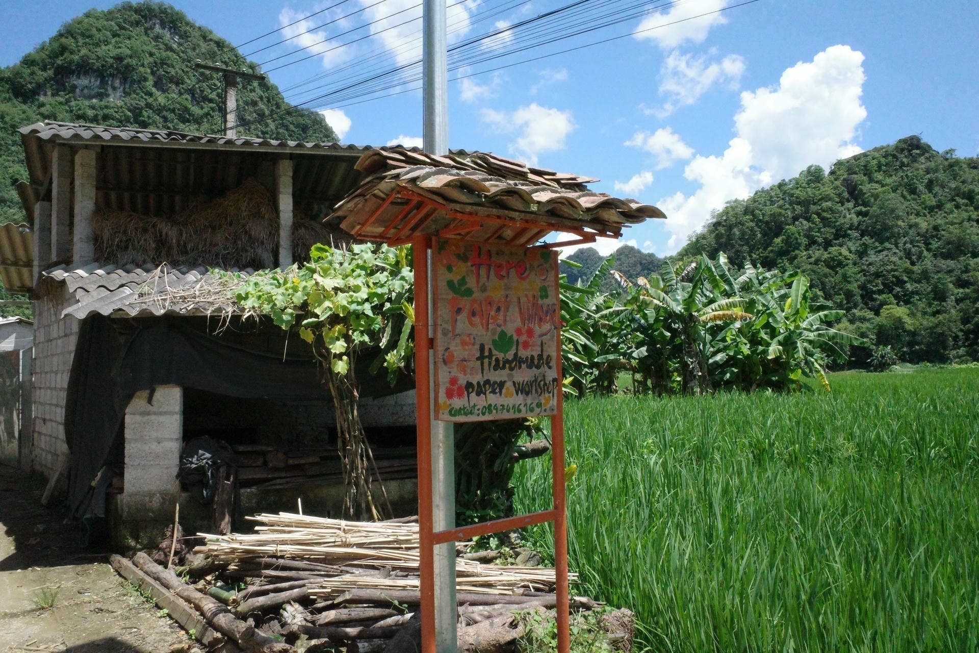 Inside the quiet paper-making workshop of Dìa Trên Village